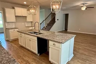 279 Greystone Ct, Winder, GA 30680 - Photo 4