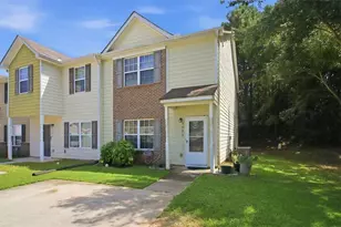 6888 Mountain Cir, Riverdale, GA 30274 - Photo 4