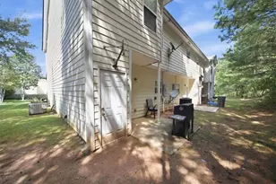 6888 Mountain Cir, Riverdale, GA 30274 - Photo 24