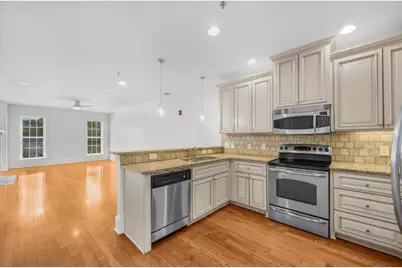 2360 Logan Circle NE #102, Atlanta, GA 30319 - Photo 12