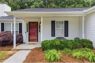 1784 Fort Shawnee Trace, Dacula, GA 30019 - Photo 2
