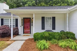 1784 Fort Shawnee Trace, Dacula, GA 30019 - Photo 2