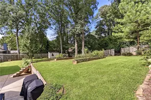 670 Robinhood Trail, Gainesville, GA 30501 - Photo 46