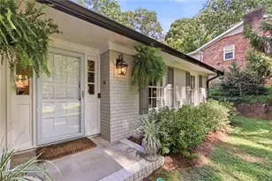 670 Robinhood Trail, Gainesville, GA 30501 - Photo 8