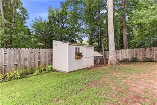 670 Robinhood Trail, Gainesville, GA 30501 - Photo 44