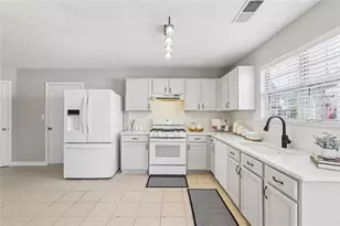 2375 Ashton Dr, Roswell, GA 30076 - Photo 14