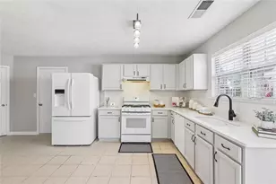 2375 Ashton Dr, Roswell, GA 30076 - Photo 14