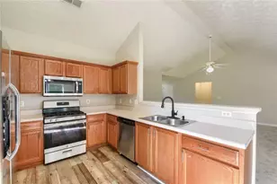 606 Mayfern Trace, Fairburn, GA 30213 - Photo 6