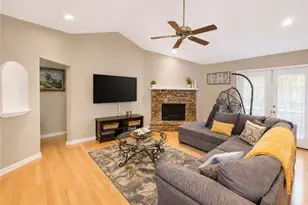 97 Tradewinds Rd, Cleveland, GA 30528 - Photo 2