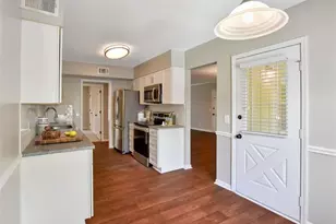 1831 Briarcliff Circle NE, Atlanta, GA 30329 - Photo 4