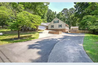 224 Shadowood Drive SE, Calhoun, GA 30701 - Photo 2