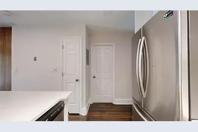 300 Johnson Ferry Road NE #A206, Sandy Springs, GA 30328 - Photo 6