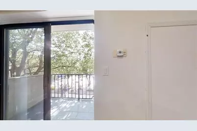 300 Johnson Ferry Road NE #A206, Sandy Springs, GA 30328 - Photo 2