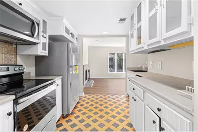15 Ivy Square NE, Atlanta, GA 30342 - Photo 6