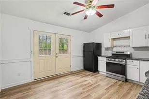 400 Hemlock Dr, Lawrenceville, GA 30046 - Photo 4