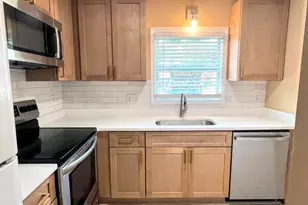 872 Baltimore Pl SW, Marietta, GA 30064 - Photo 2