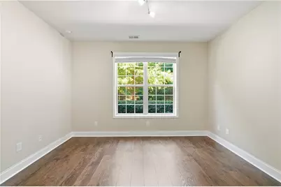 2270 Tenor Lane, Alpharetta, GA 30009 - Photo 4