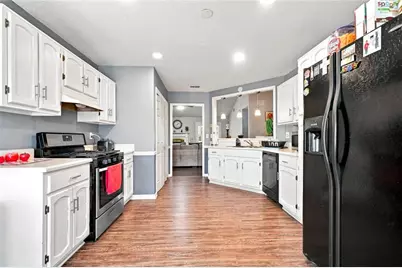 300 Leigh Kay Drive, Lawrenceville, GA 30046 - Photo 16
