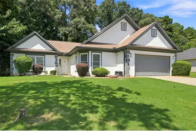 300 Leigh Kay Drive, Lawrenceville, GA 30046 - Photo 2