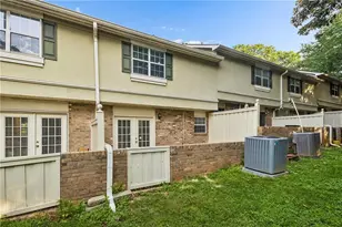 6900 Roswell Rd, Sandy Springs, GA 30328 - Photo 26