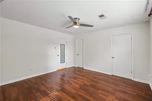 6900 Roswell Rd, Sandy Springs, GA 30328 - Photo 10