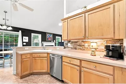 332 Spring Hill Drive, Canton, GA 30115 - Photo 14