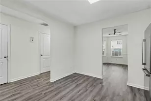 6865 Mountain Cir, Riverdale, GA 30274 - Photo 10