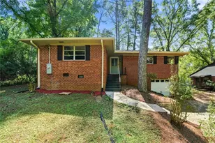 128 Dickson Ct, Marietta, GA 30066 - Photo 2