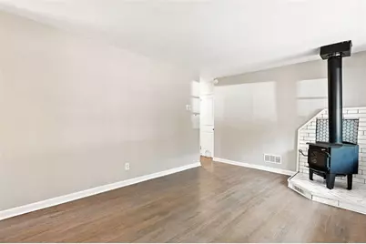 128 Dickson Court, Marietta, GA 30066 - Photo 12