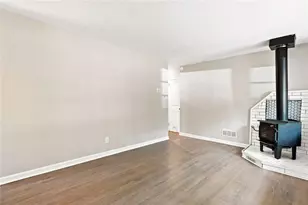 128 Dickson Ct, Marietta, GA 30066 - Photo 12