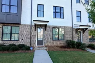 605 Millcroft Blvd, Buford, GA 30518 - Photo 1