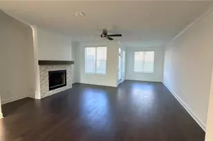 605 Millcroft Blvd, Buford, GA 30518 - Photo 2