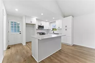 1715 Crestline Dr NE, Atlanta, GA 30345 - Photo 10
