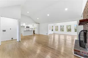 1715 Crestline Dr NE, Atlanta, GA 30345 - Photo 4