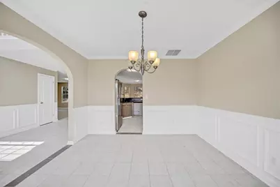 7354 Petunia Drive, Riverdale, GA 30296 - Photo 10