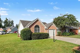 37 Greentree Dr, Newnan, GA 30265 - Photo 4