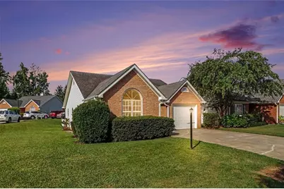 37 Greentree Drive, Newnan, GA 30265 - Photo 2