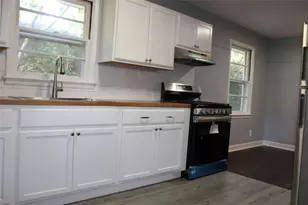 5565 Cypress Dr, Forest Park, GA 30297 - Photo 8