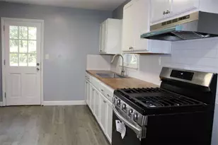5565 Cypress Dr, Forest Park, GA 30297 - Photo 10