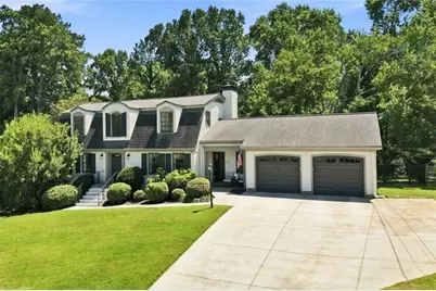 241 Angla Drive SE, Smyrna, GA 30082 - Photo 2