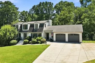 241 Angla Dr SE, Smyrna, GA 30082 - Photo 2