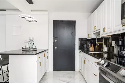 215 Piedmont Avenue NE #707, Atlanta, GA 30308 - Photo 2