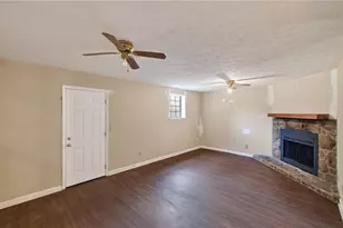 6077 Cherokee Valley Terrace, Lithonia, GA 30058 - Photo 18