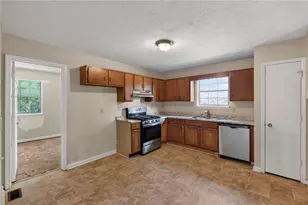 6077 Cherokee Valley Terrace, Lithonia, GA 30058 - Photo 14