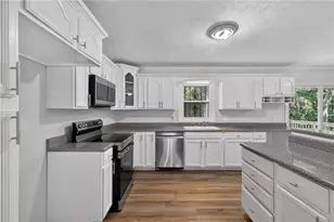 5675 Morning Creek Cir, College Park, GA 30349 - Photo 8