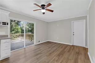 5675 Morning Creek Cir, College Park, GA 30349 - Photo 10