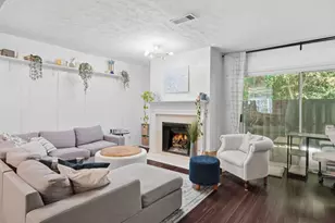 1418 N Crossing Dr NE, Atlanta, GA 30329 - Photo 4