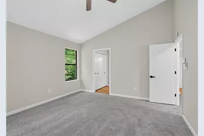5369 Kelleys Creek Drive, Stone Mountain, GA 30088 - Photo 16