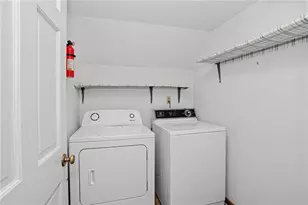110 Jade Cove Cir, Roswell, GA 30075 - Photo 18