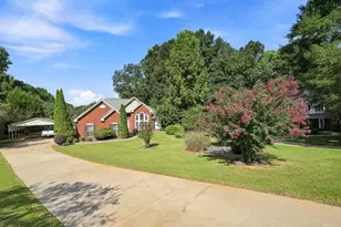 1203 Foxcreek Dr, McDonough, GA 30252 - Photo 4